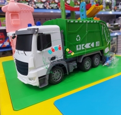 ĐỒ CHƠI XE VỆ SINH MÔI TRƯỜNG ĐIỀU KHIỂN TỪ XA HT077