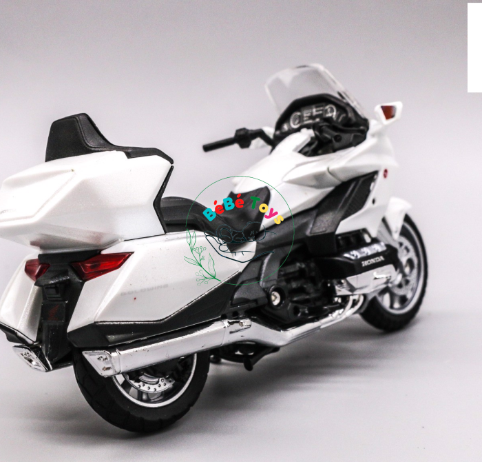 Xe Mô Hình Honda Gold Wing 1:18 Welly ( Trắng ) WL-12857T-PW